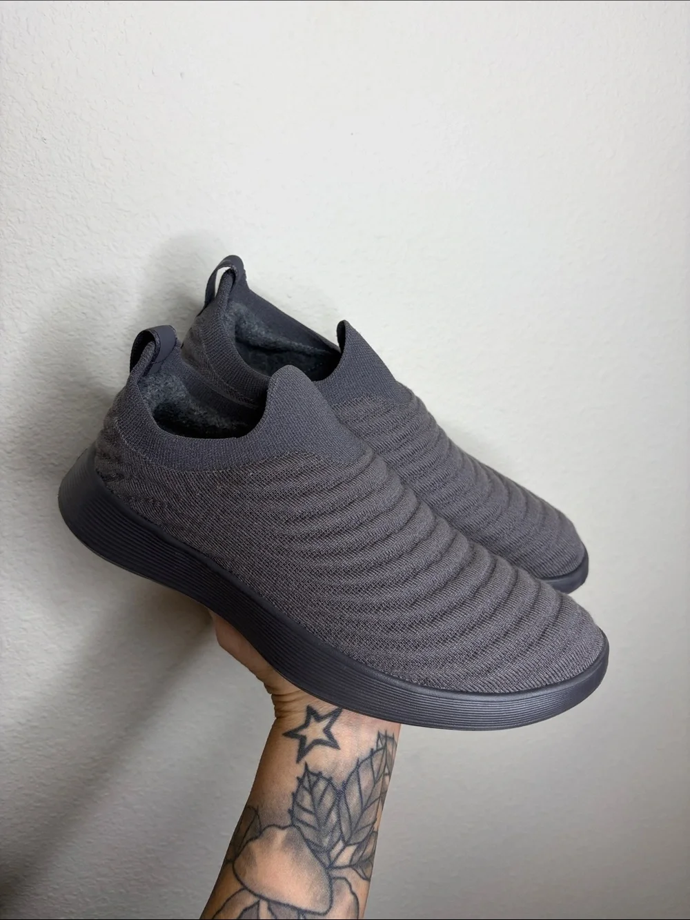 Allbirds | Women’s Runner NZ Slip-On Sneakers in Anthracite Limited Size 8.5